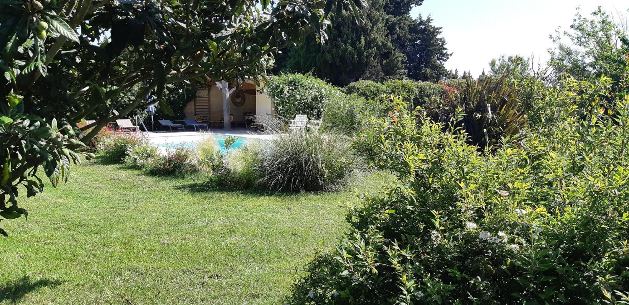 La Feniere Aux Hirondelles Bed & Breakfast Orange  Exterior photo